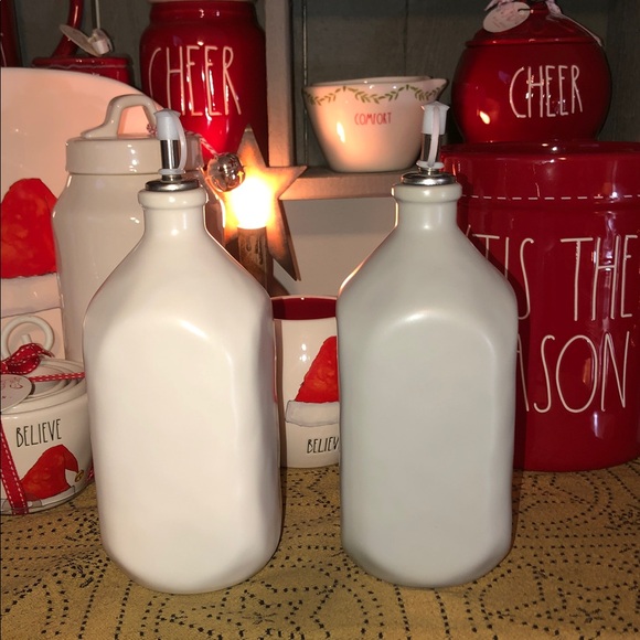 Rae Dunn OIL & VINEGAR Cruet Set (Large White & Gray) - Picture 6 of 12